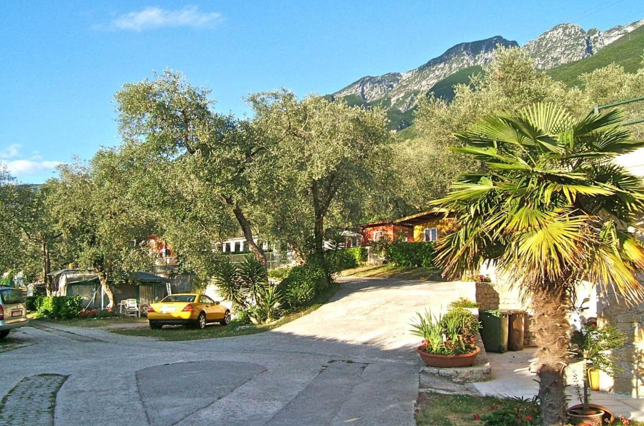 Aquacamp Hotel Brenzone sul Garda Bagian luar foto
